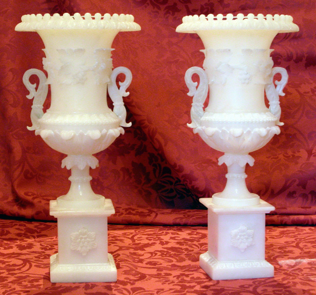 vaso, coppia - bottega volterrana (secc. XIX/ XX)