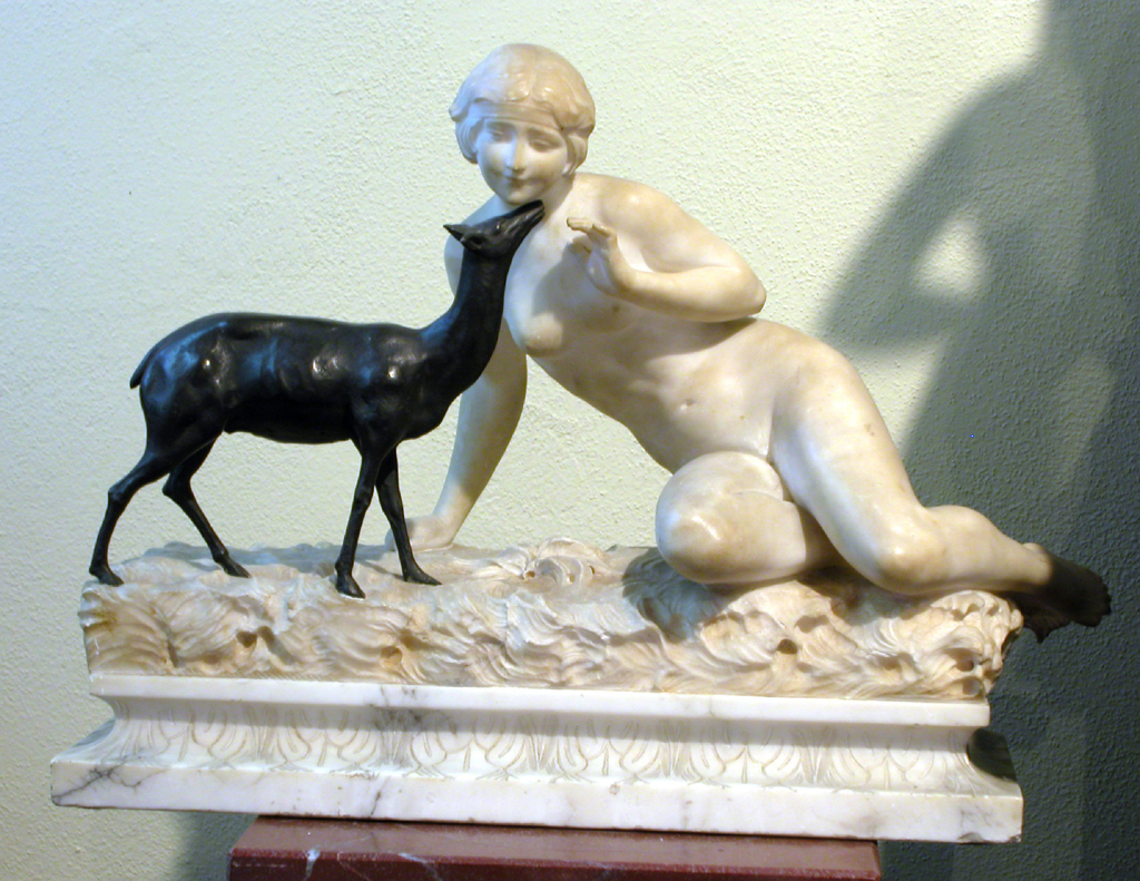 Ragazza con cervo, figura femminile (gruppo scultoreo) - bottega volterrana (sec. XX)