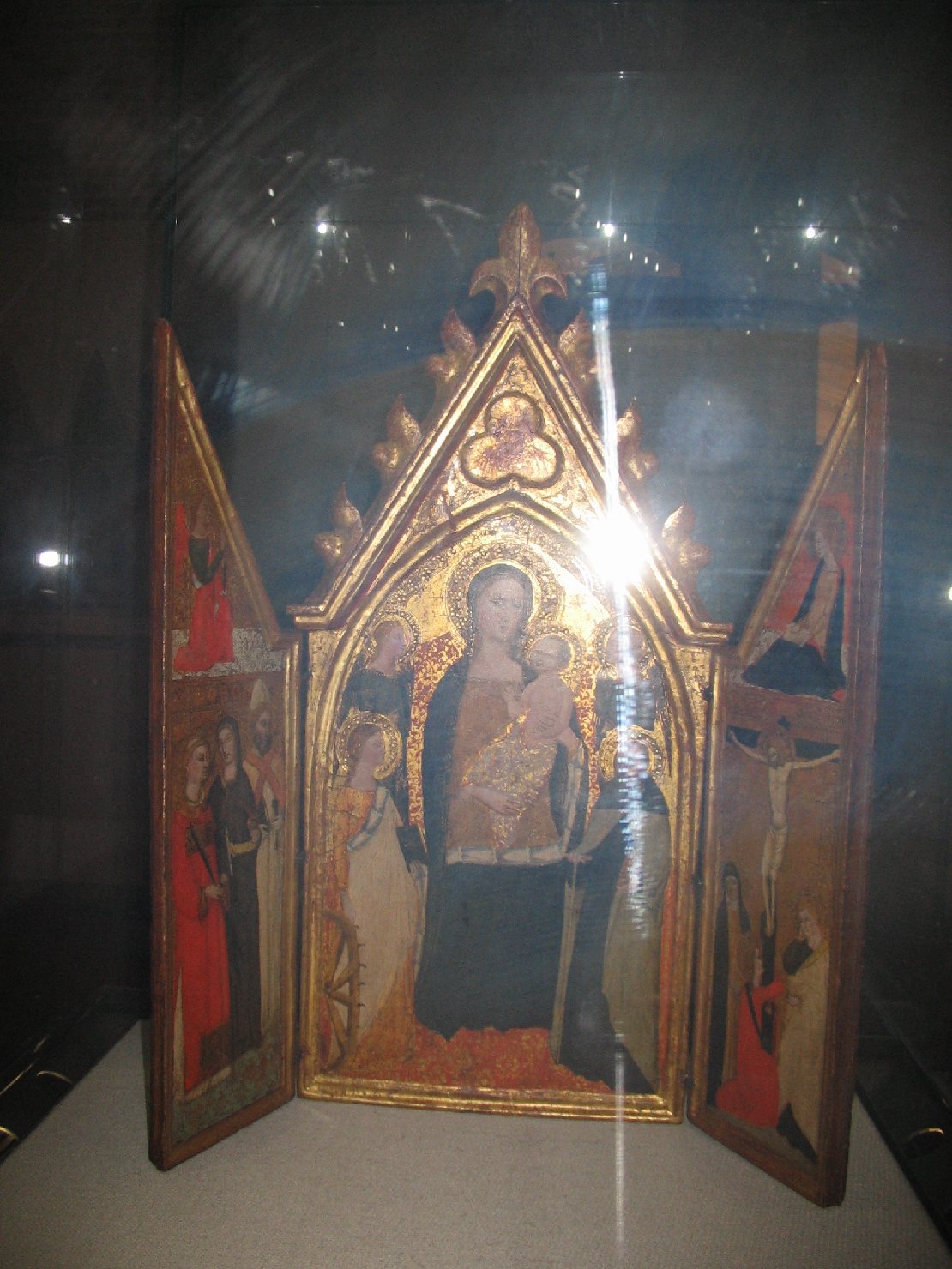 Madonna con Bambino e altri personaggi (trittico portatile, opera isolata) - ambito pisano (seconda metà sec. XIV)