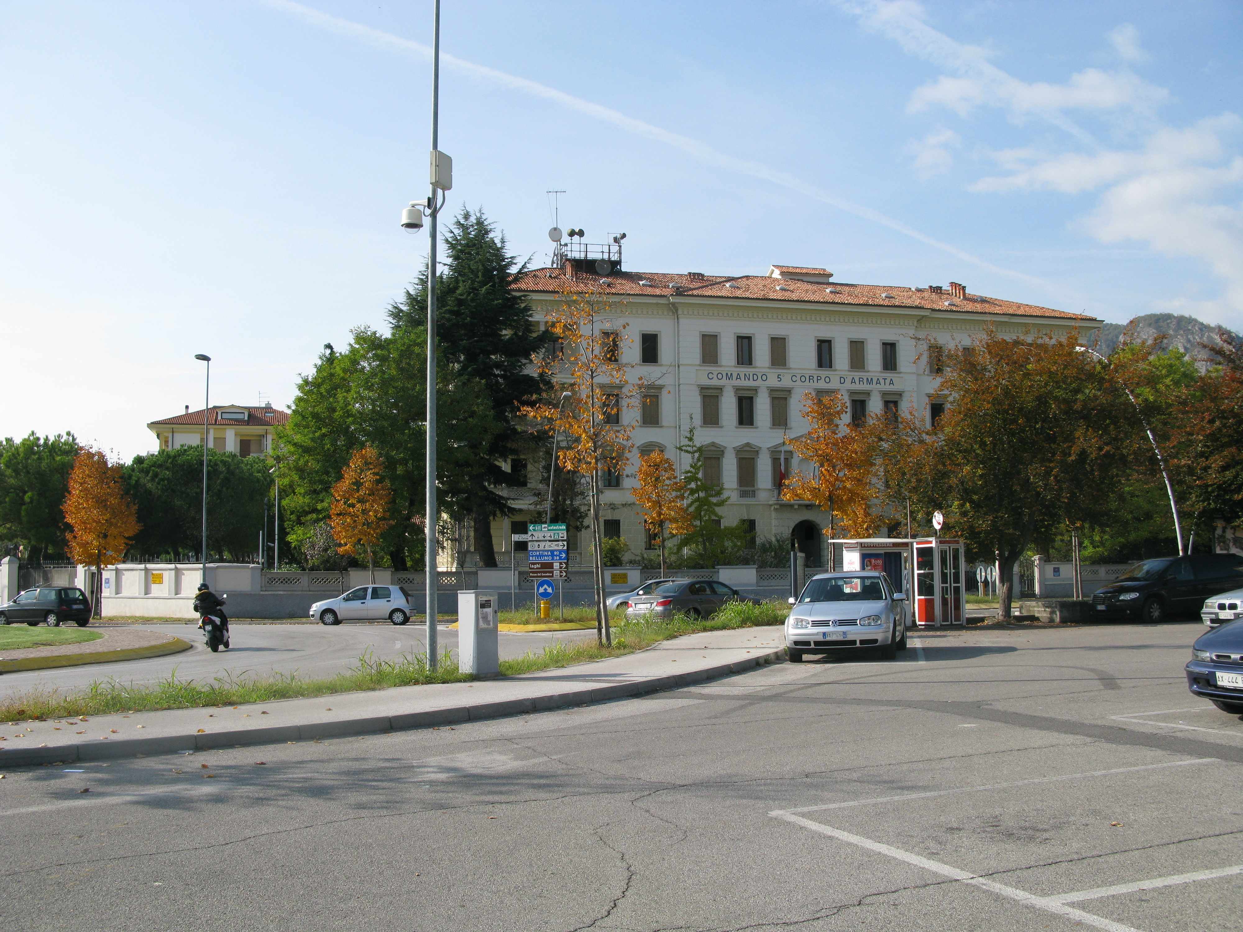 Palazzo Piccin (caserma) - Vittorio Veneto (TV)  (XX)