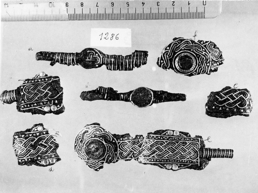 sperone/ frammento - deposizione longobarda (seconda metà sec. VII d.C)