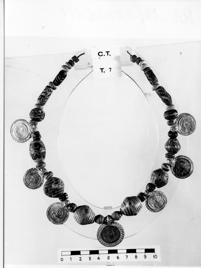 collana - deposizione longobarda (prima metà sec. VII d.C)