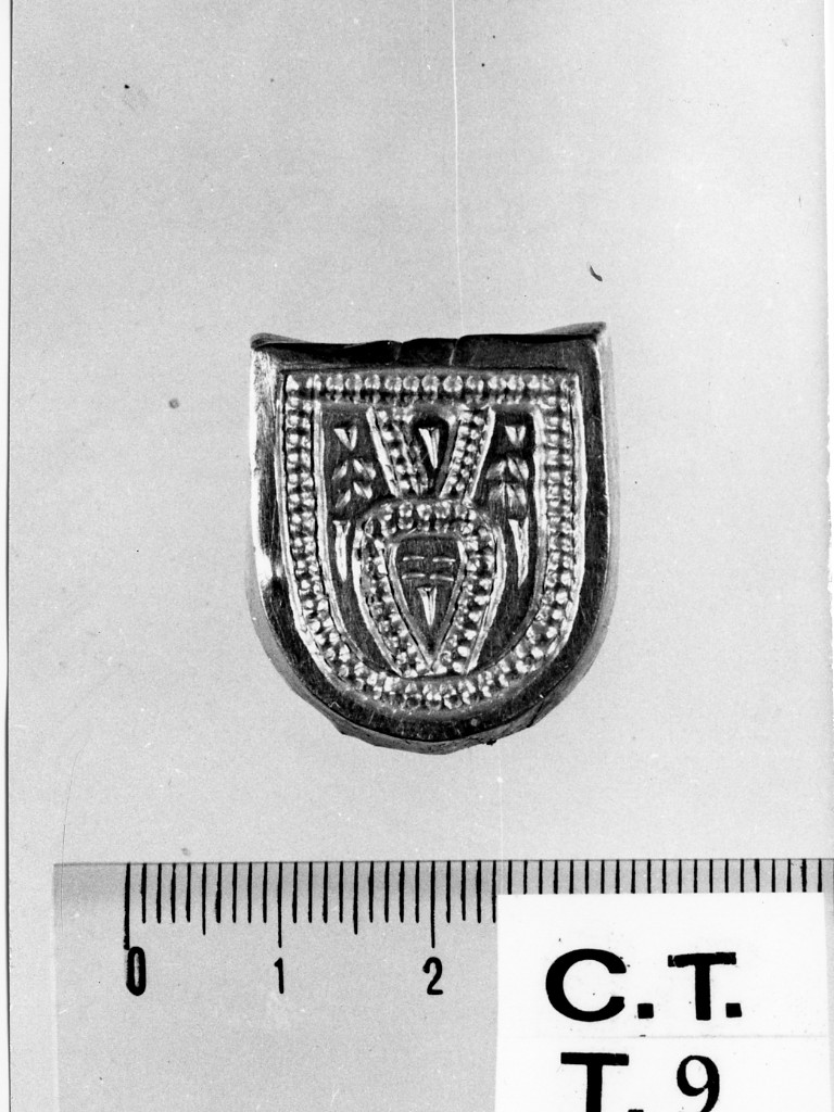 placchetta - deposizione longobarda (metà sec. VII d.C)