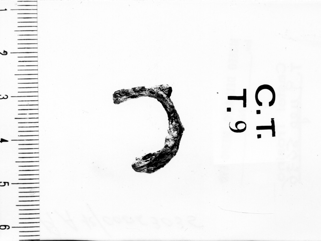 lamina/ frammento - deposizione longobarda (metà sec. VII d.C)