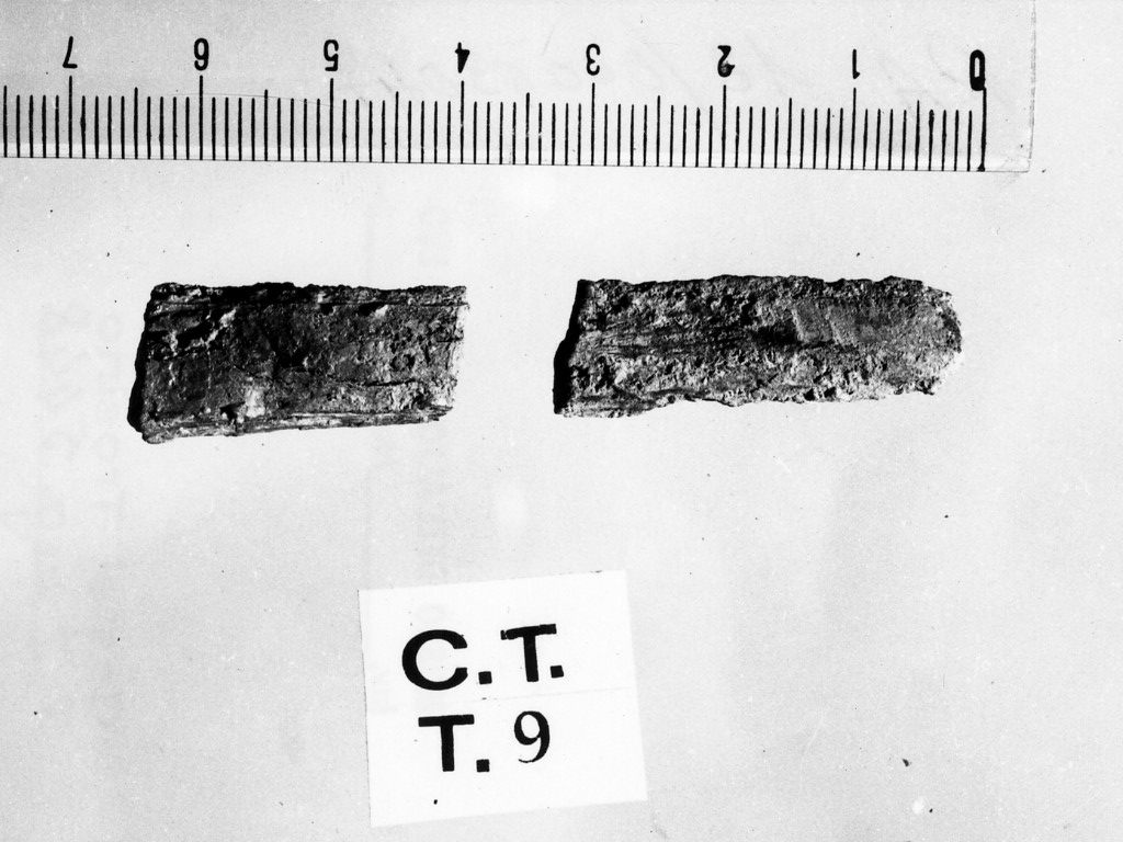 coltello/ manico - deposizione longobarda (metà sec. VII d.C)