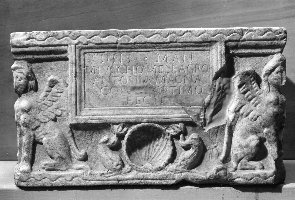 urna, Marcus Lucceius Meleagrus (sec. I d.C)