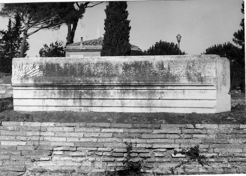 architrave (non determinabile)