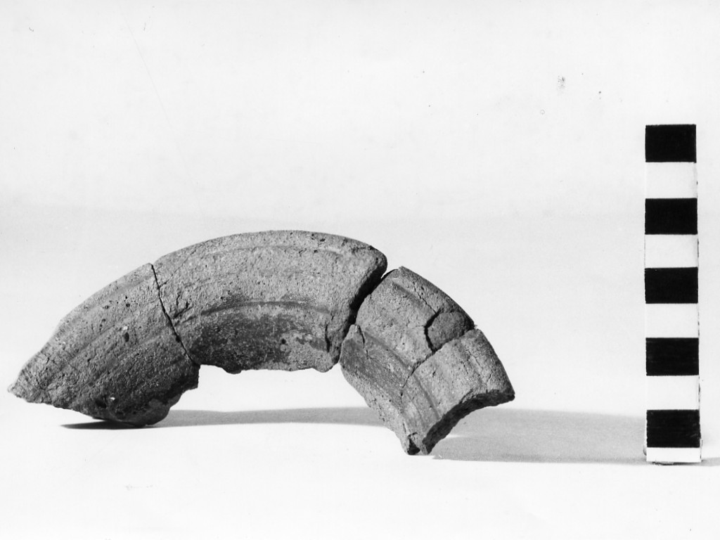 olla - periodo romano-laziale IV B (ultimo quarto non determinabile sec. VII a.C)