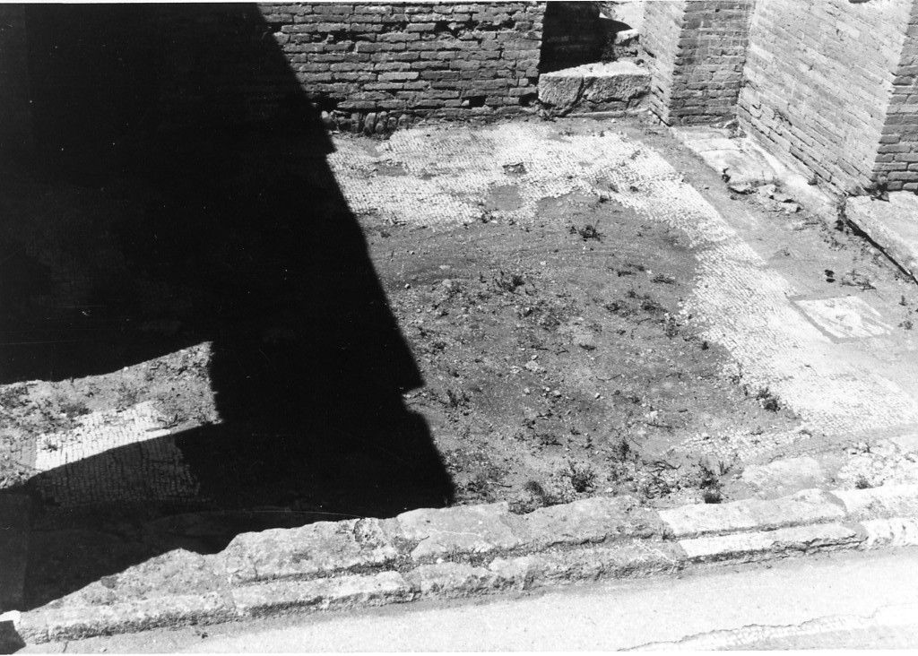 rivestimento pavimentale (sec. III d.C)