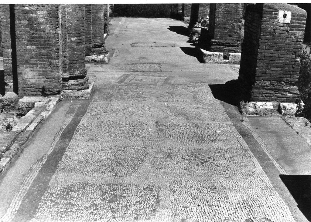 rivestimento pavimentale (sec. III d.C)