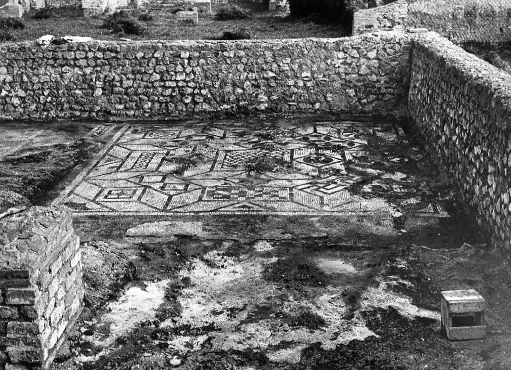 rivestimento pavimentale (sec. II d.C)