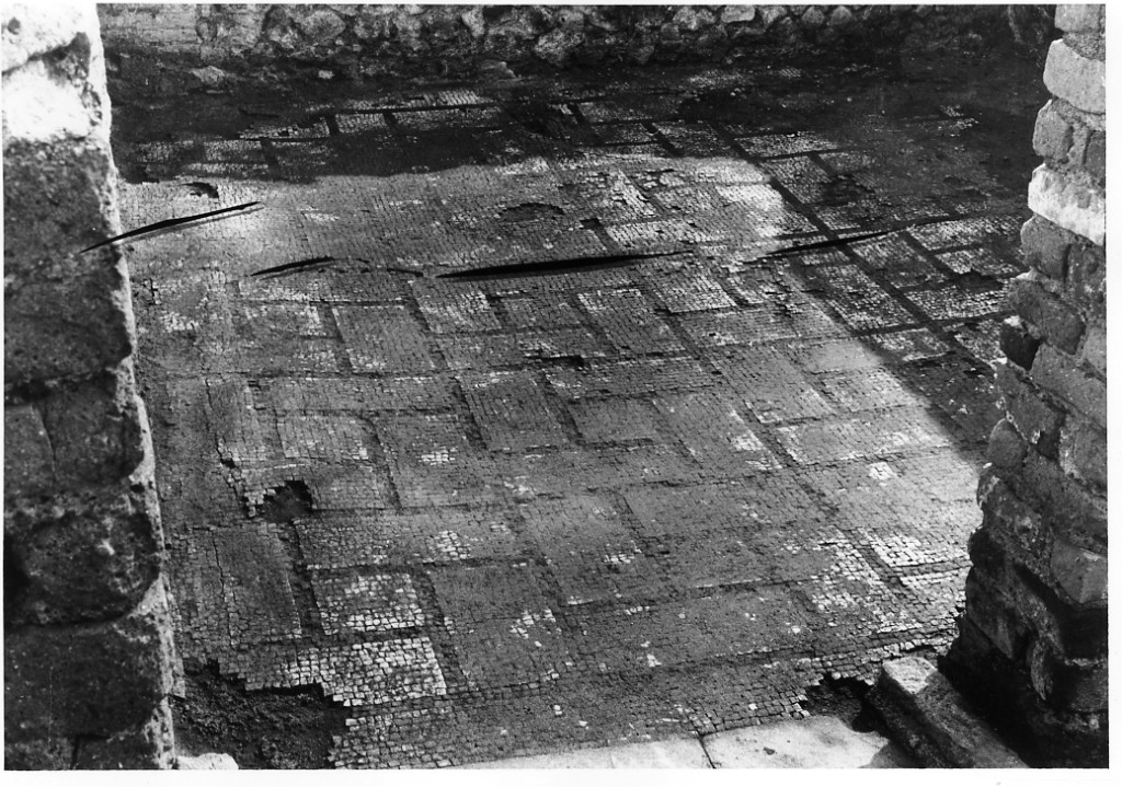 rivestimento pavimentale (sec. II d.C)