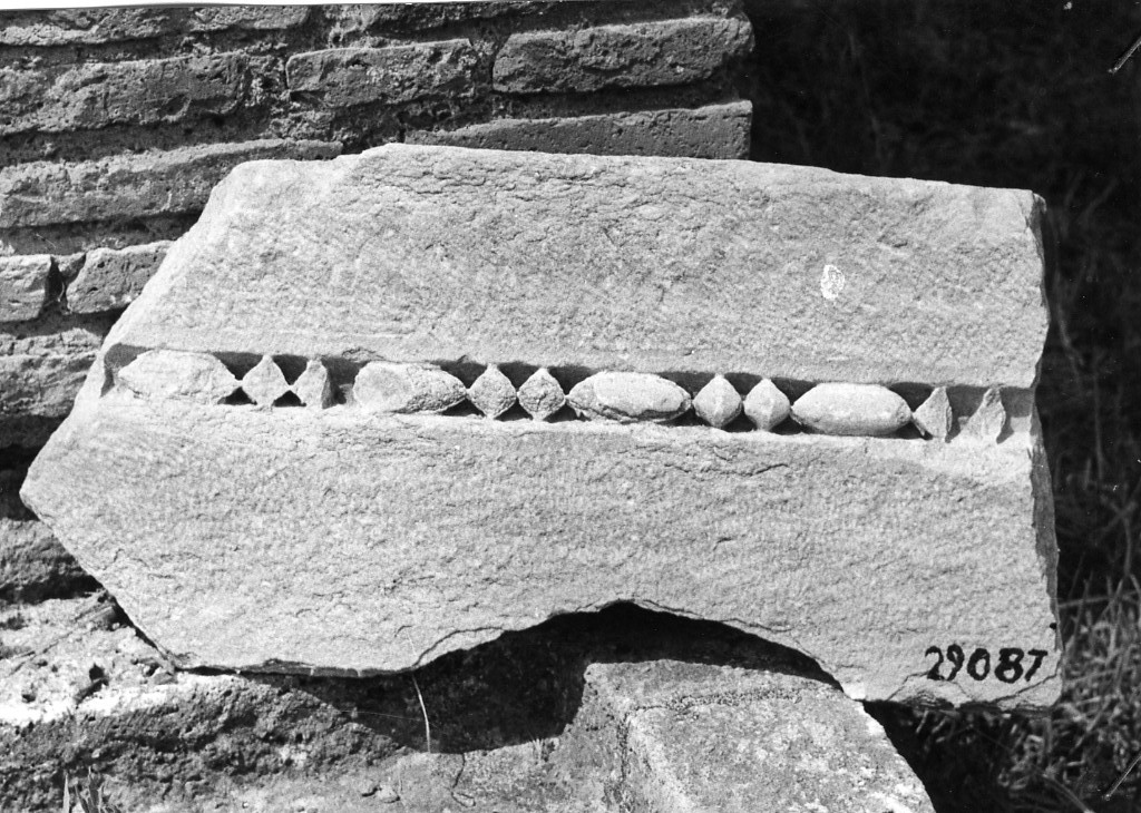 lastra di rivestimento (non determinabile)