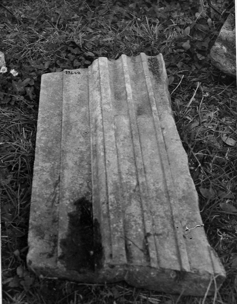 architrave (non determinabile)