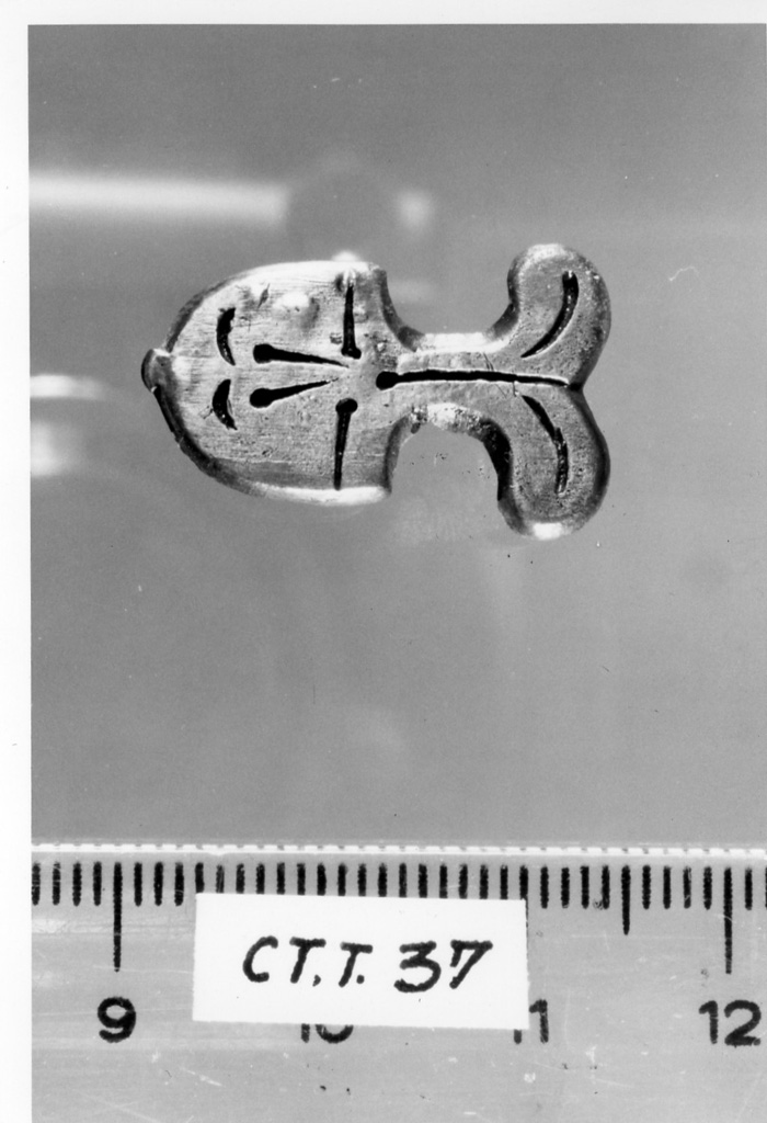 placchetta - deposizione longobarda (prima metà sec. VII d.C)