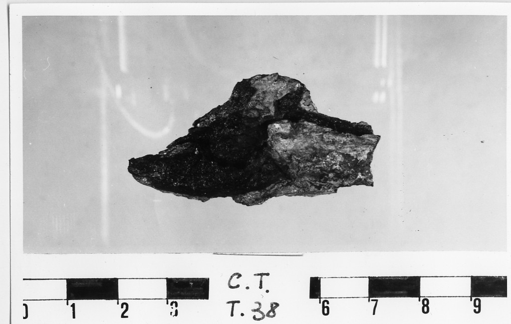 oggetto non identificabile - deposizione longobarda (sec. VII d.C)