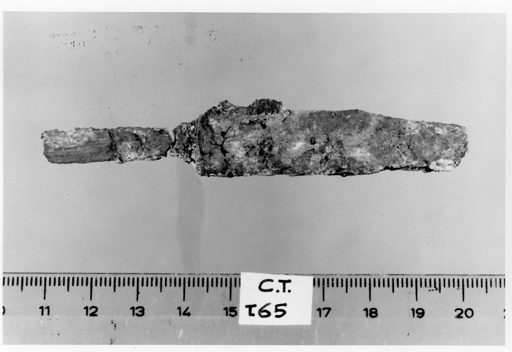 coltellino/ frammento - deposizione longobarda (seconda metà sec. VII d.C)