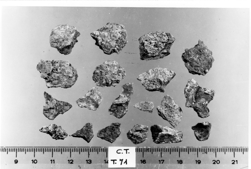 oggetto non identificabile - deposizione longobarda (primo quarto sec. VII d.C)