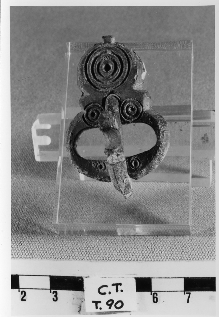 fibbia - deposizione longobarda (primo quarto sec. VII d.C)