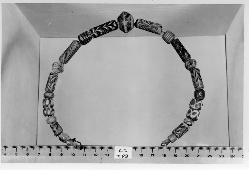 collana - deposizione longobarda (secondo quarto sec. VII d.C)