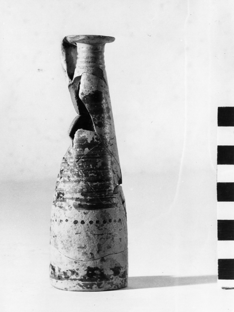 alabastron - periodo romano-laziale IV B (ultimo quarto sec. VII a.C)