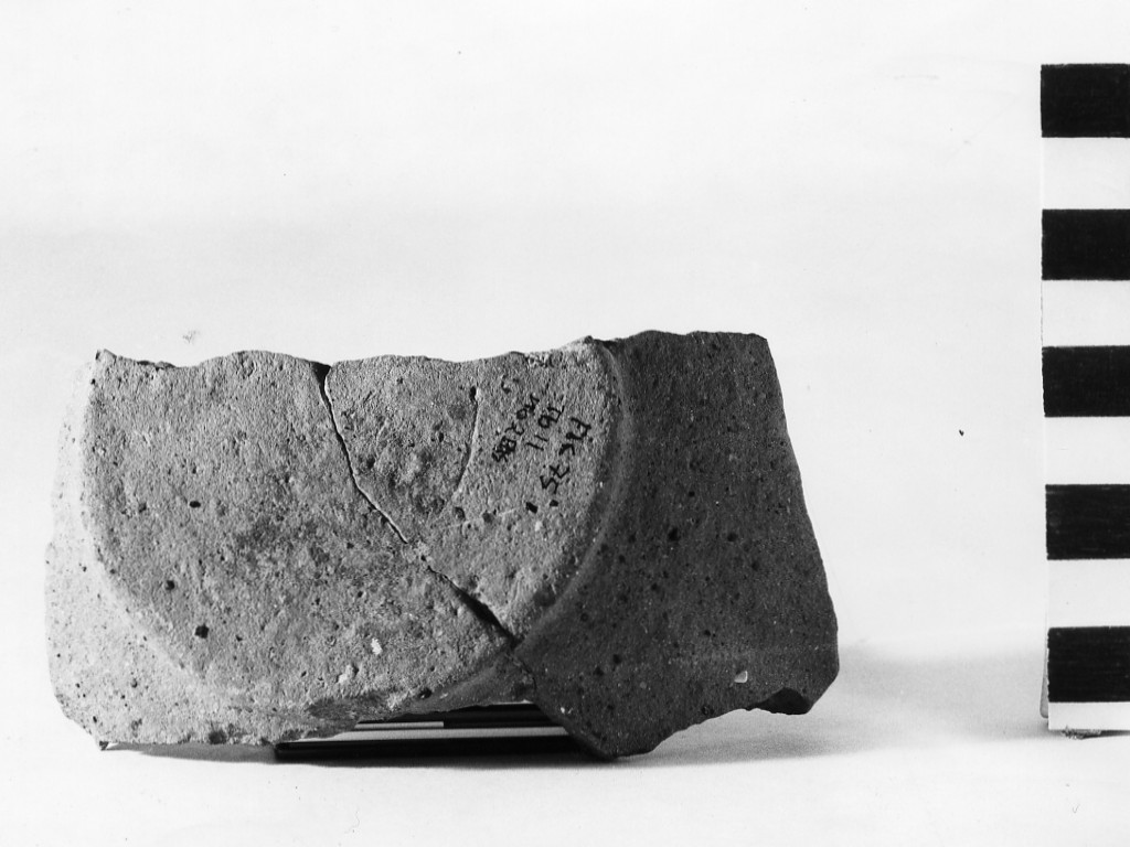 olla - periodo romano-laziale IV B (ultimo quarto sec. VII a.C)