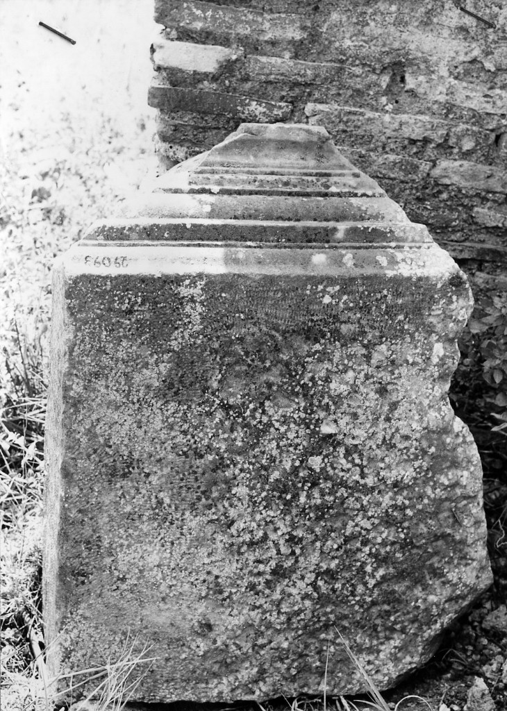 cornice (sec. II d.C)