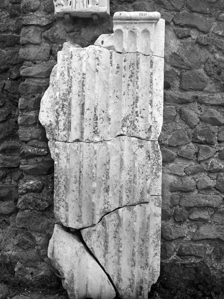 elemento architettonico (non determinabile)