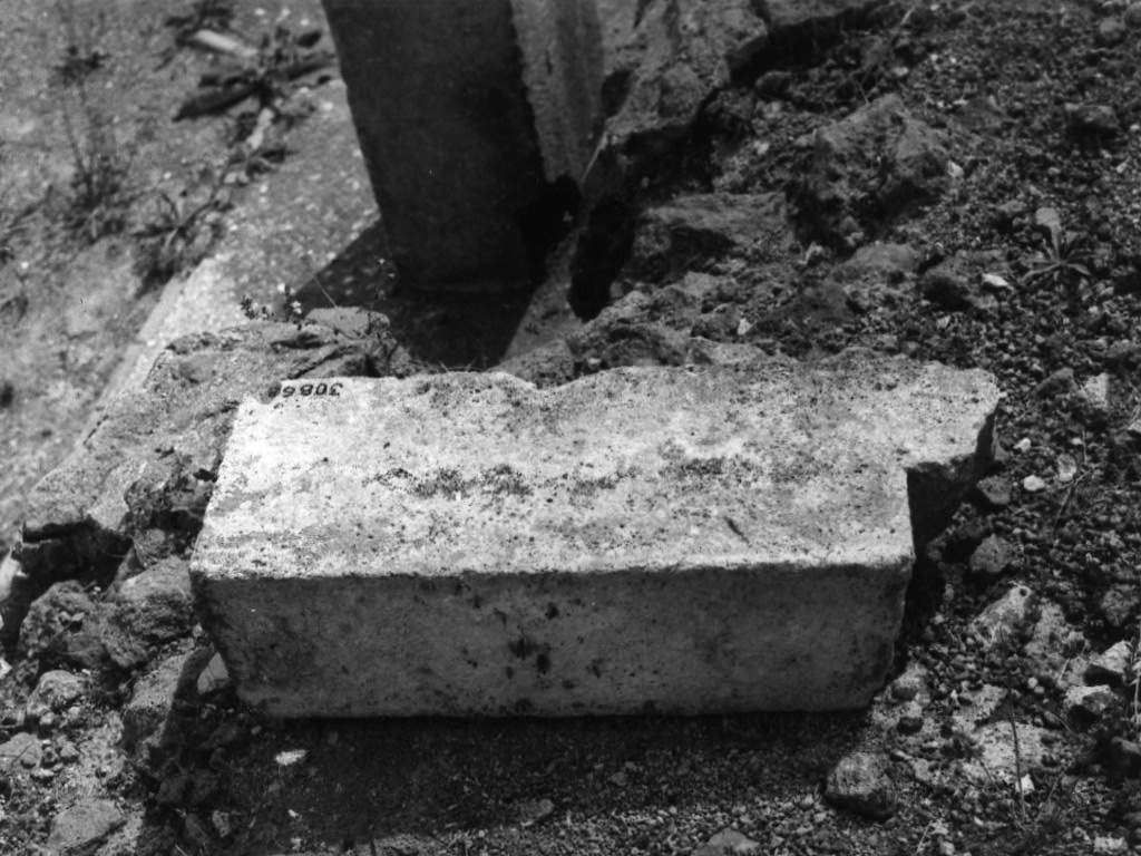 mensola (non determinabile)