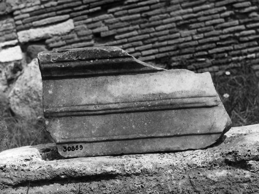 architrave (fine sec. II d.C)