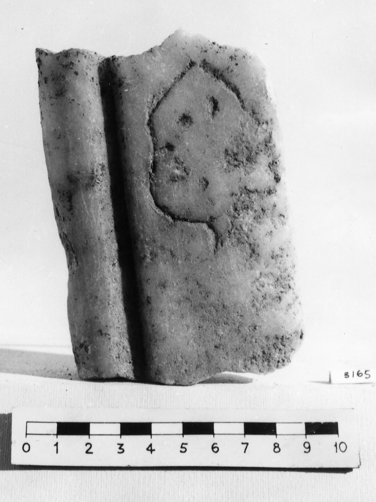 lastra iscritta (non determinabile)