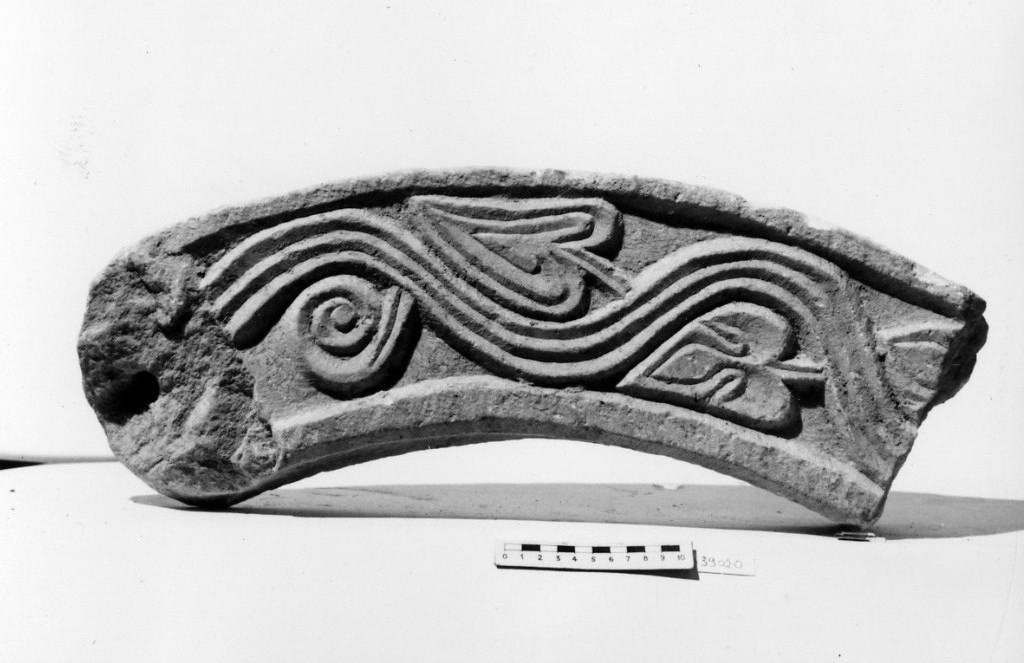 lastra (secc. VIII d.C.-IX d.C)