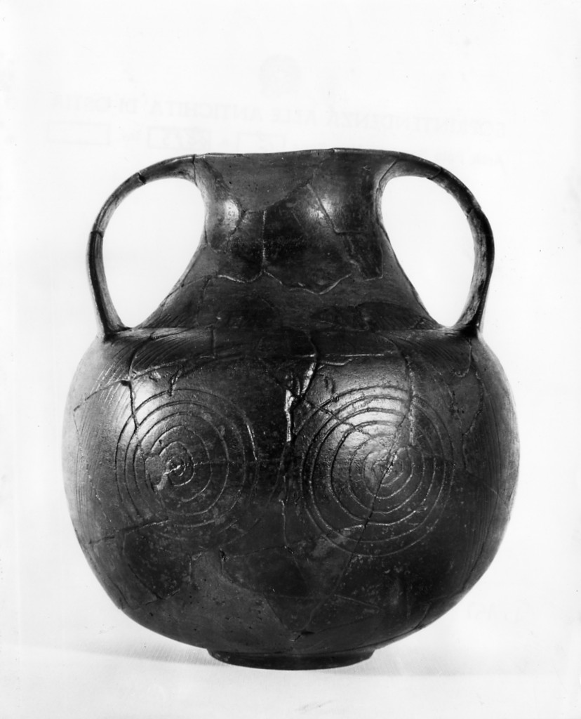 anforetta a doppia spirale (primo quarto sec. VII a.C)