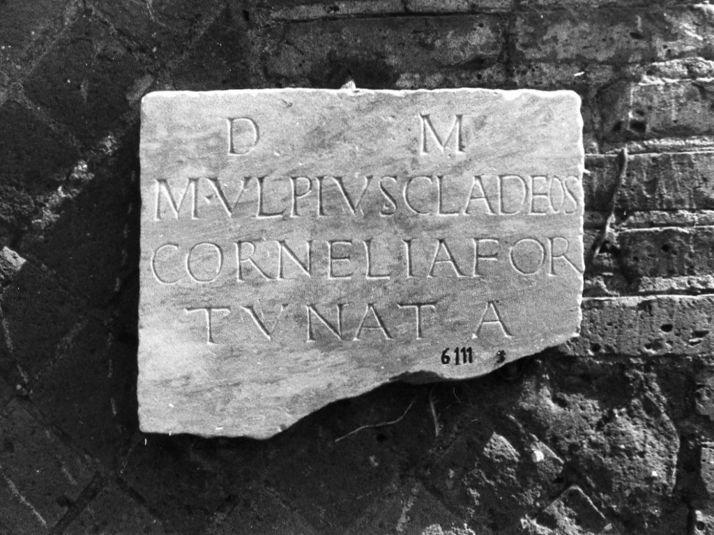 lastra iscritta (secc. I d.C.-II d.C)