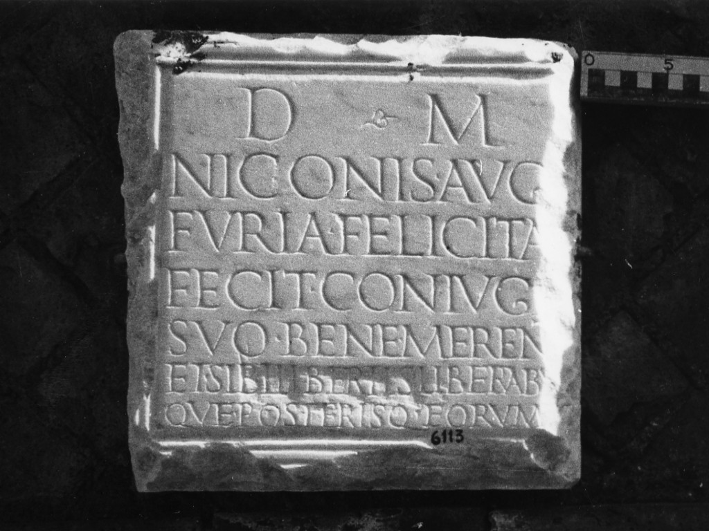 lastra iscritta (secc. I d.C.-II d.C)