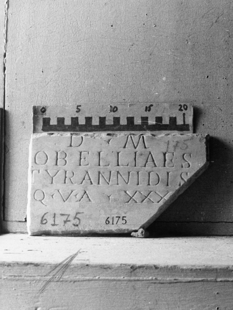 lastra iscritta (sec. II d.C)