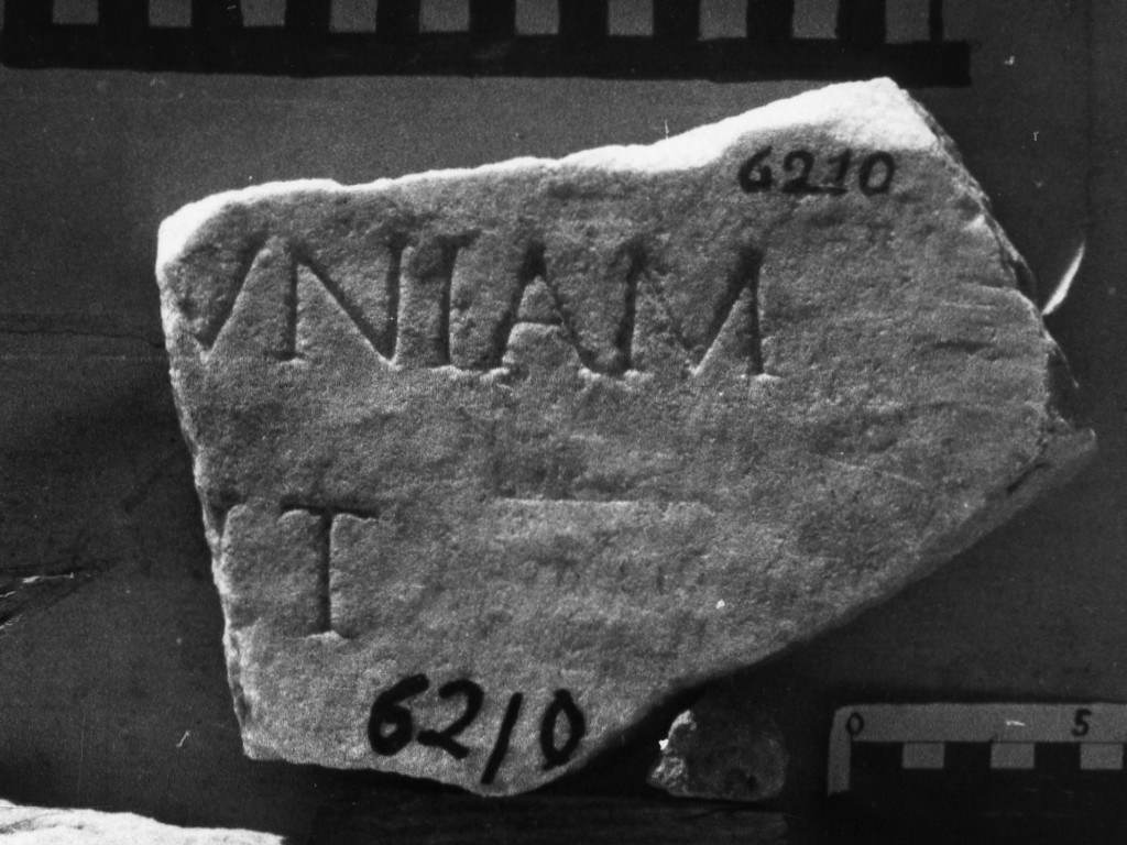 lastra iscritta (età romana imperiale)