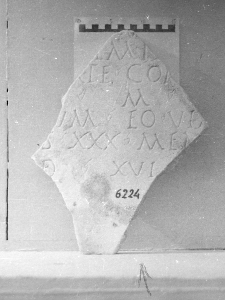 lastra iscritta (secc. III d.C.-IV d.C)