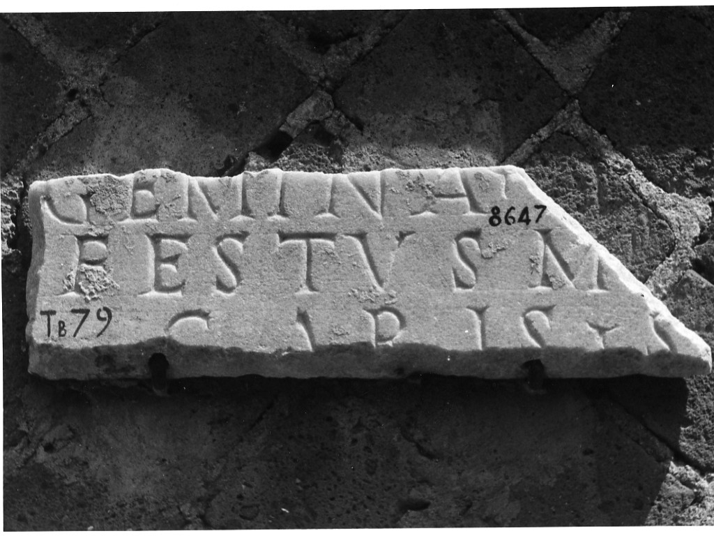 lastra iscritta (sec. II d.C)