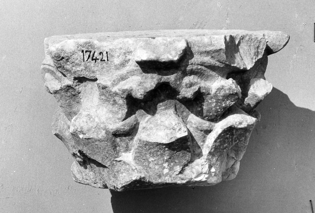 capitello corinzio (secc. II d.C.-III d.C)