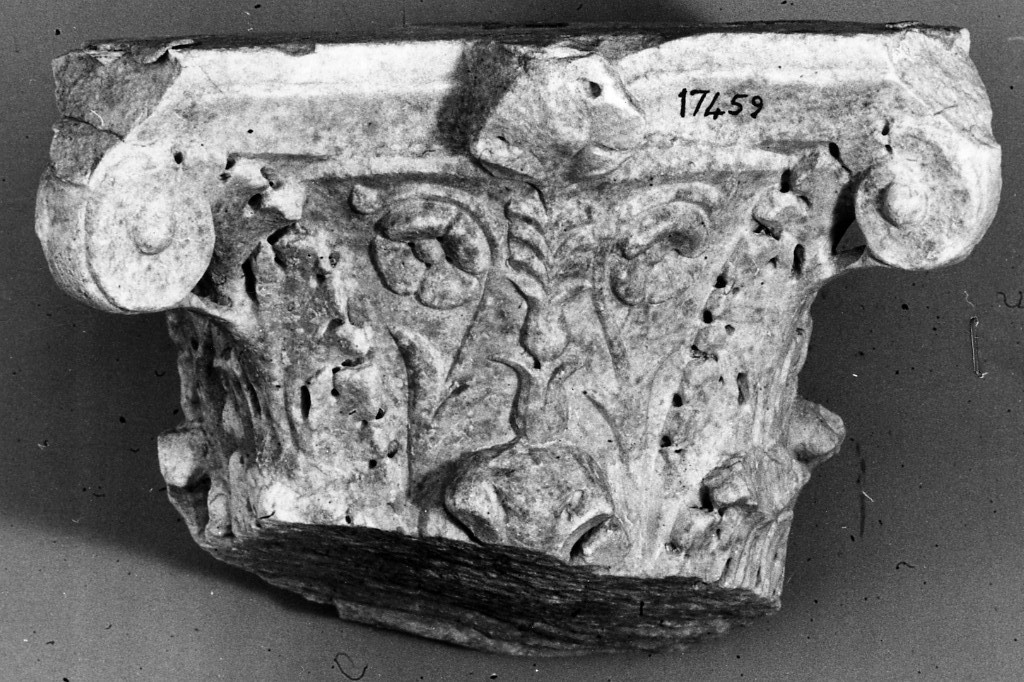 capitello (seconda metà sec. II d.C)