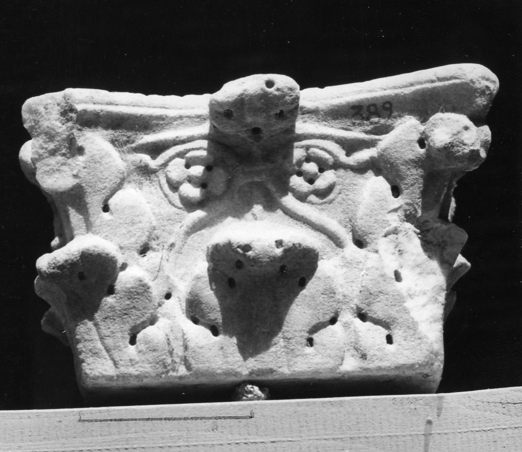 capitello di pilastro (metà/ inizio secc. II d.C.-III d.C)