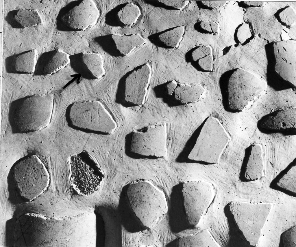 rivestimento parietale con graffito (secc. I d.C.-II d.C)