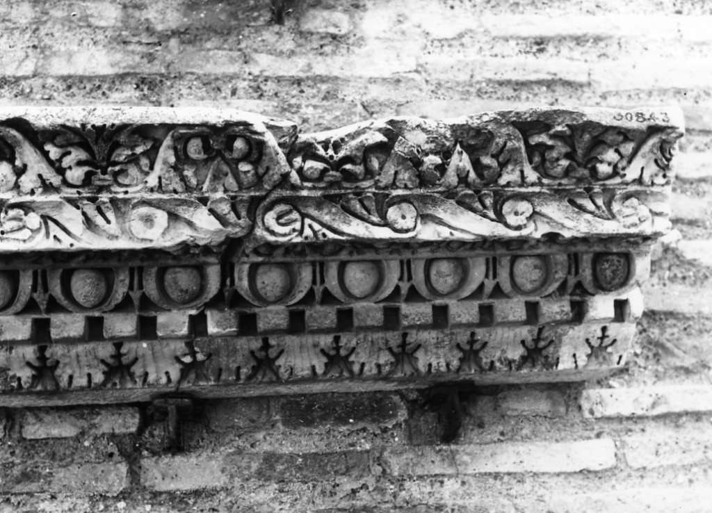 cornice (fine sec. I d.C)