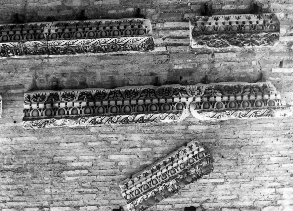 cornice angolare (fine sec. I d.C)