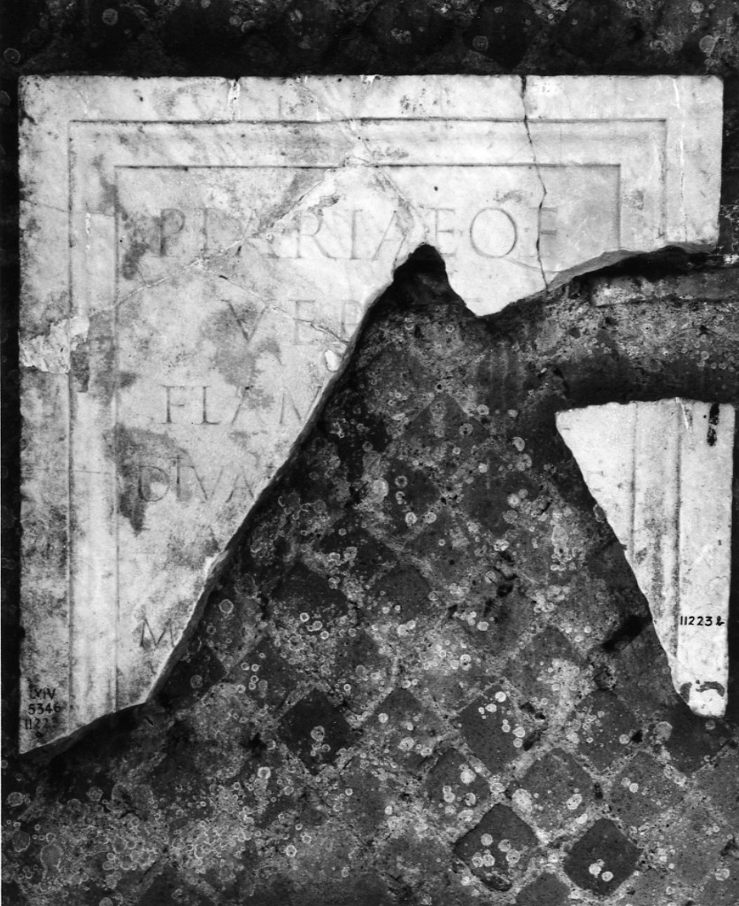 lastra iscritta (secc. I d.C.-II d.C)