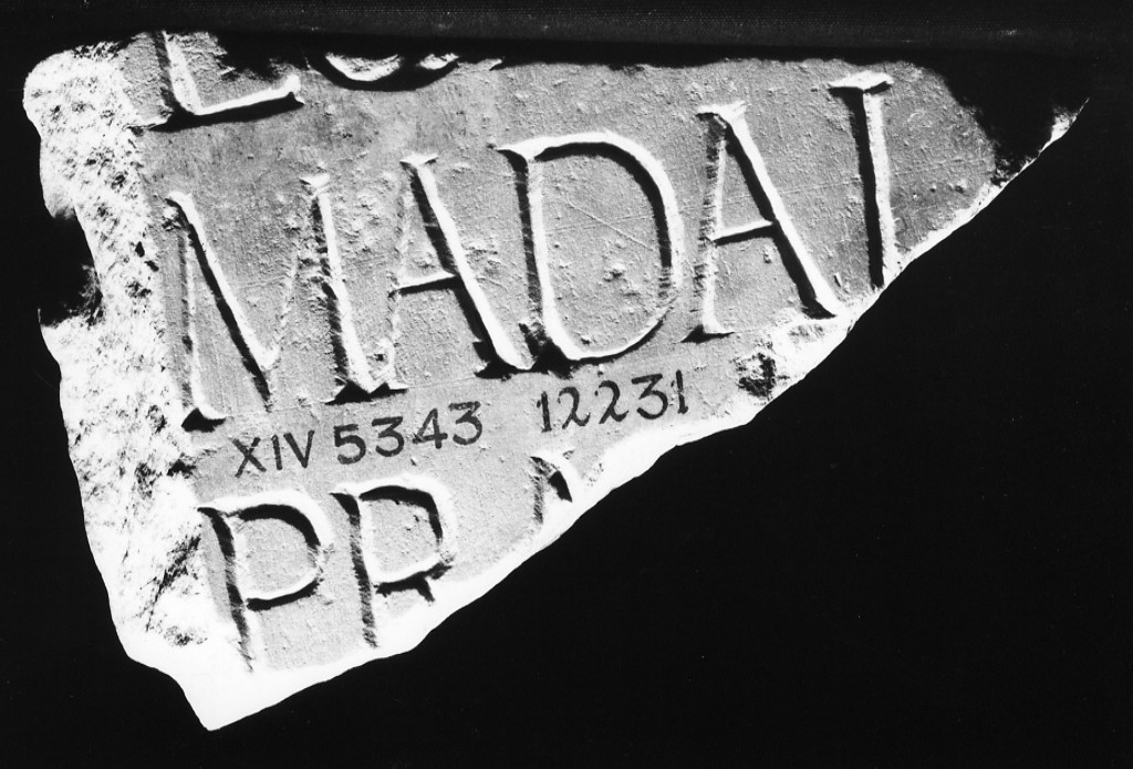 lastra iscritta (secc. II d.C.-III d.C)