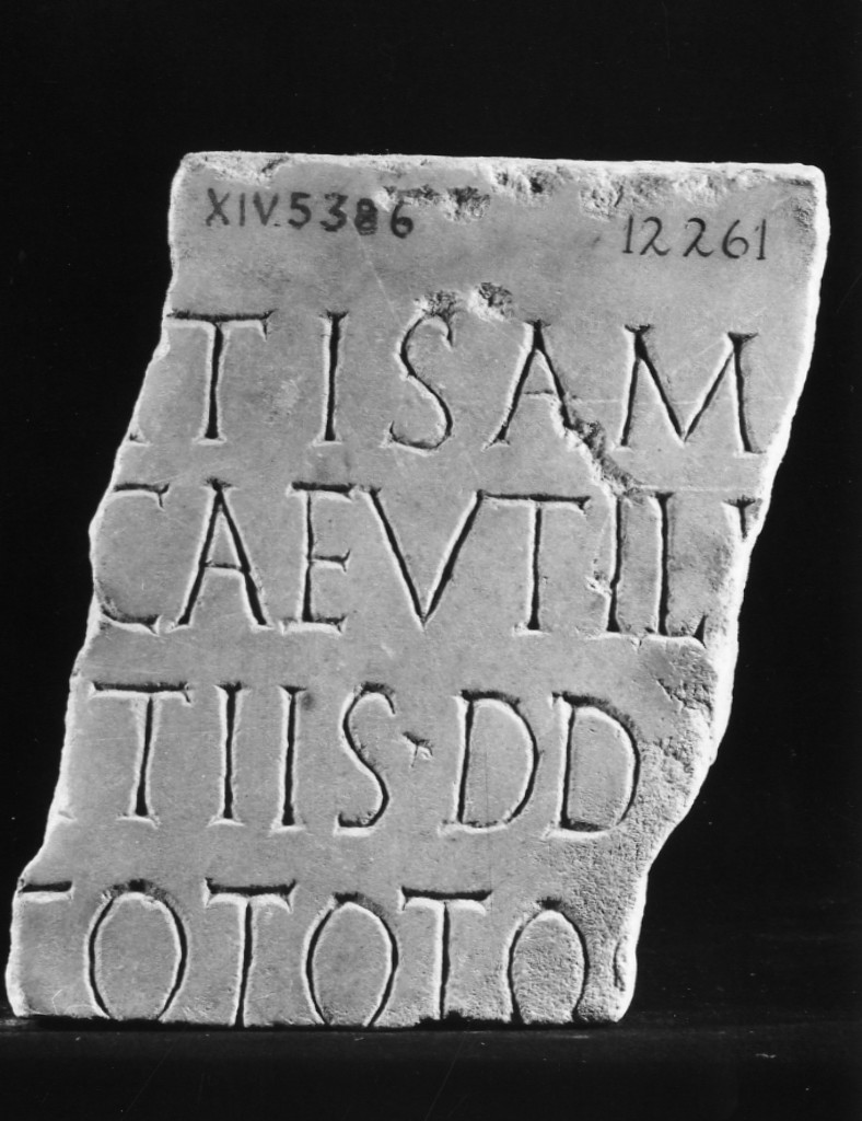 lastra iscritta (secc.II d.C.-III d.C)