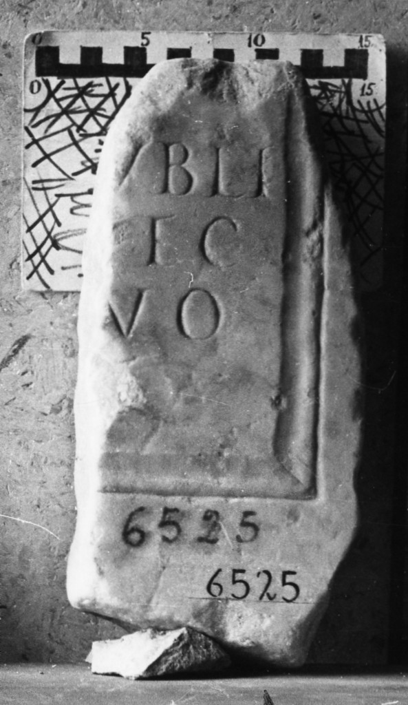 lastra iscritta (sec. III d.C)