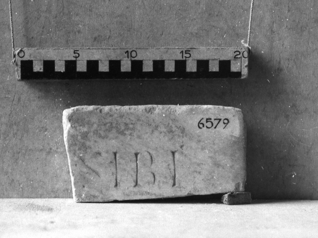 lastra iscritta (secc. III d.C.-IV d.C)